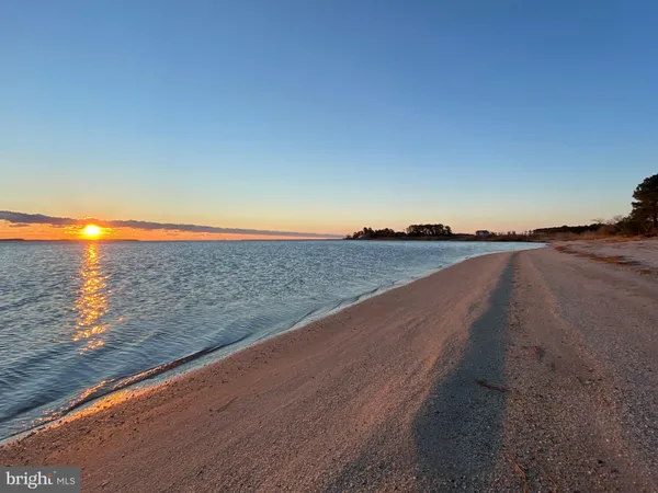 $1,295,000 | 16363 Ball Point Road, Piney Point, MD 20674