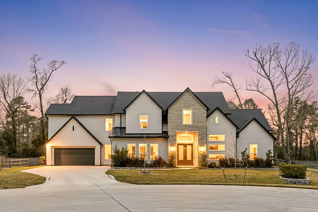 $1,275,000 | 112 Bentwood Meadow Lane, Montgomery, TX 77356