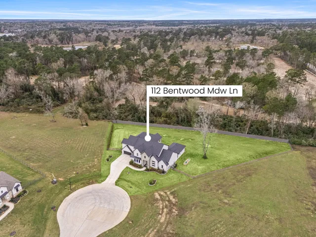 $1,275,000 | 112 Bentwood Meadow Lane, Montgomery, TX 77356