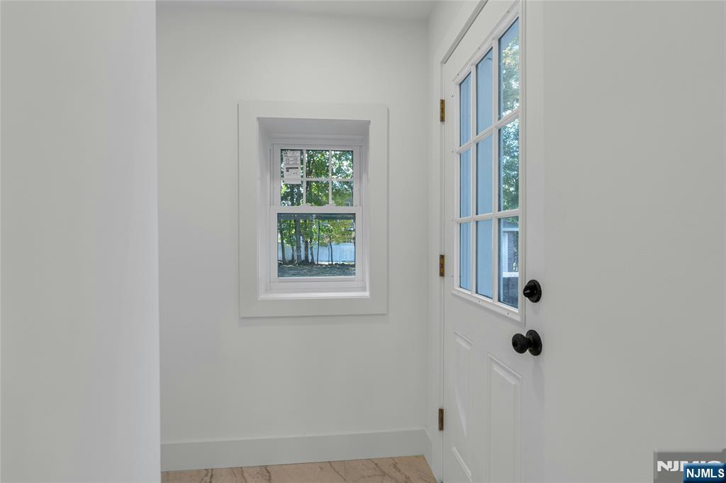 264 Merrison Street Teaneck, NJ 07666 - Photo 18 of 43