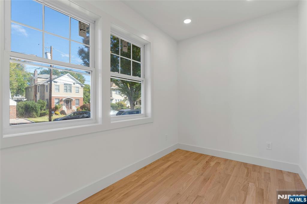 264 Merrison Street Teaneck, NJ 07666 - Photo 23 of 43