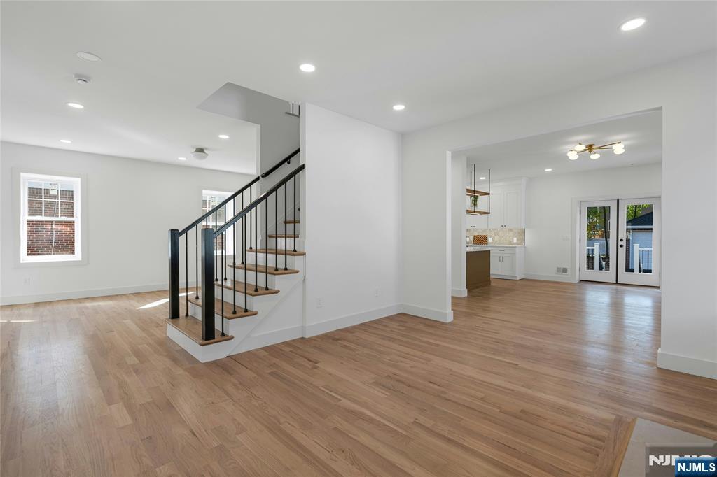 264 Merrison Street Teaneck, NJ 07666 - Photo 4 of 43