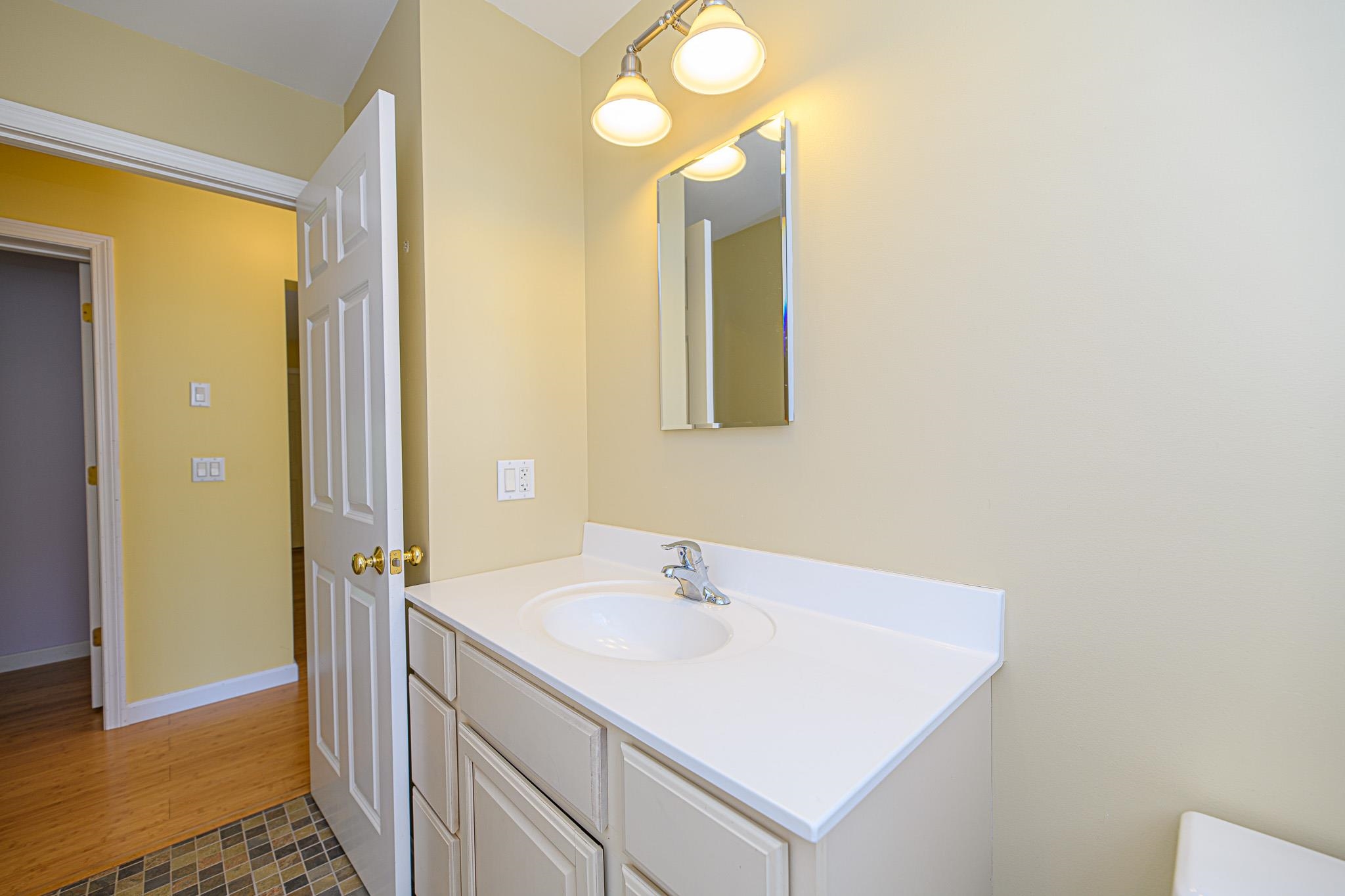 23 Cate Road Deerfield, NH 03037 - Photo 10 of 29