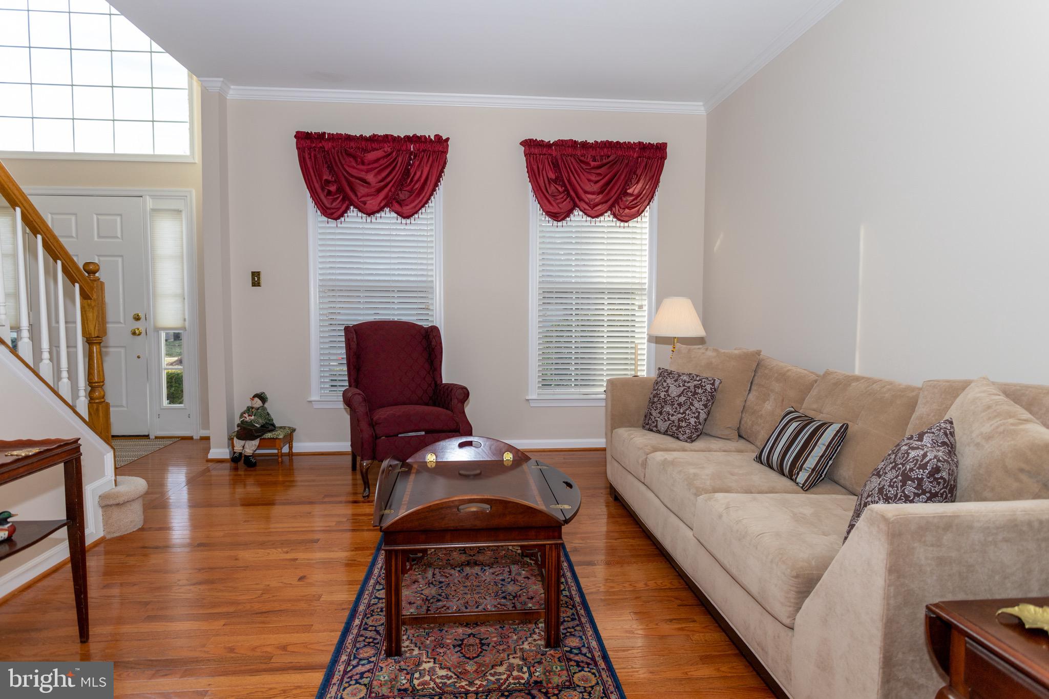 17911 Coachmans Road Germantown, MD 20874 - Photo 23 of 86 living room