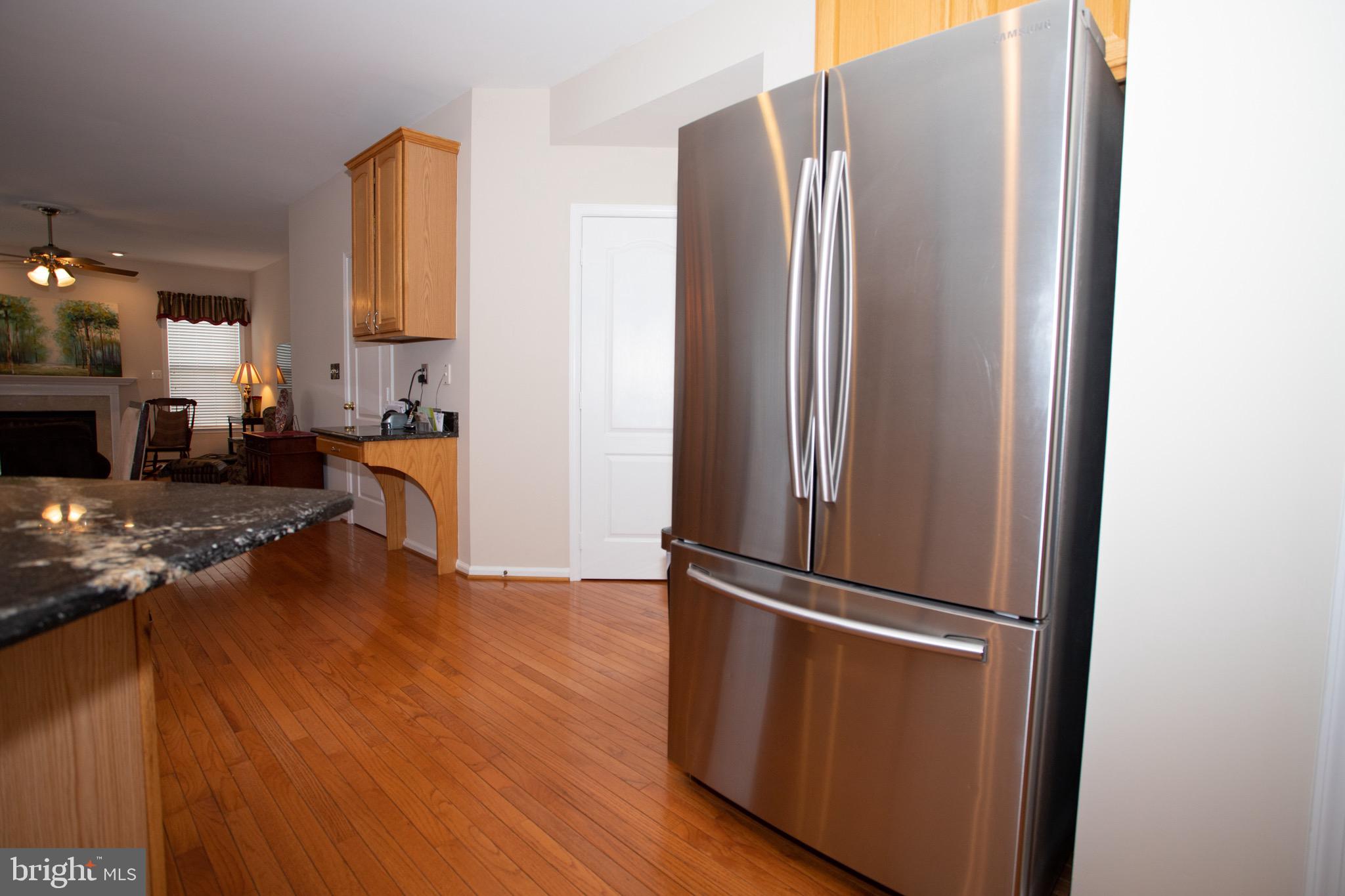 17911 Coachmans Road Germantown, MD 20874 - Photo 42 of 86 French door fridge with pull out freezer