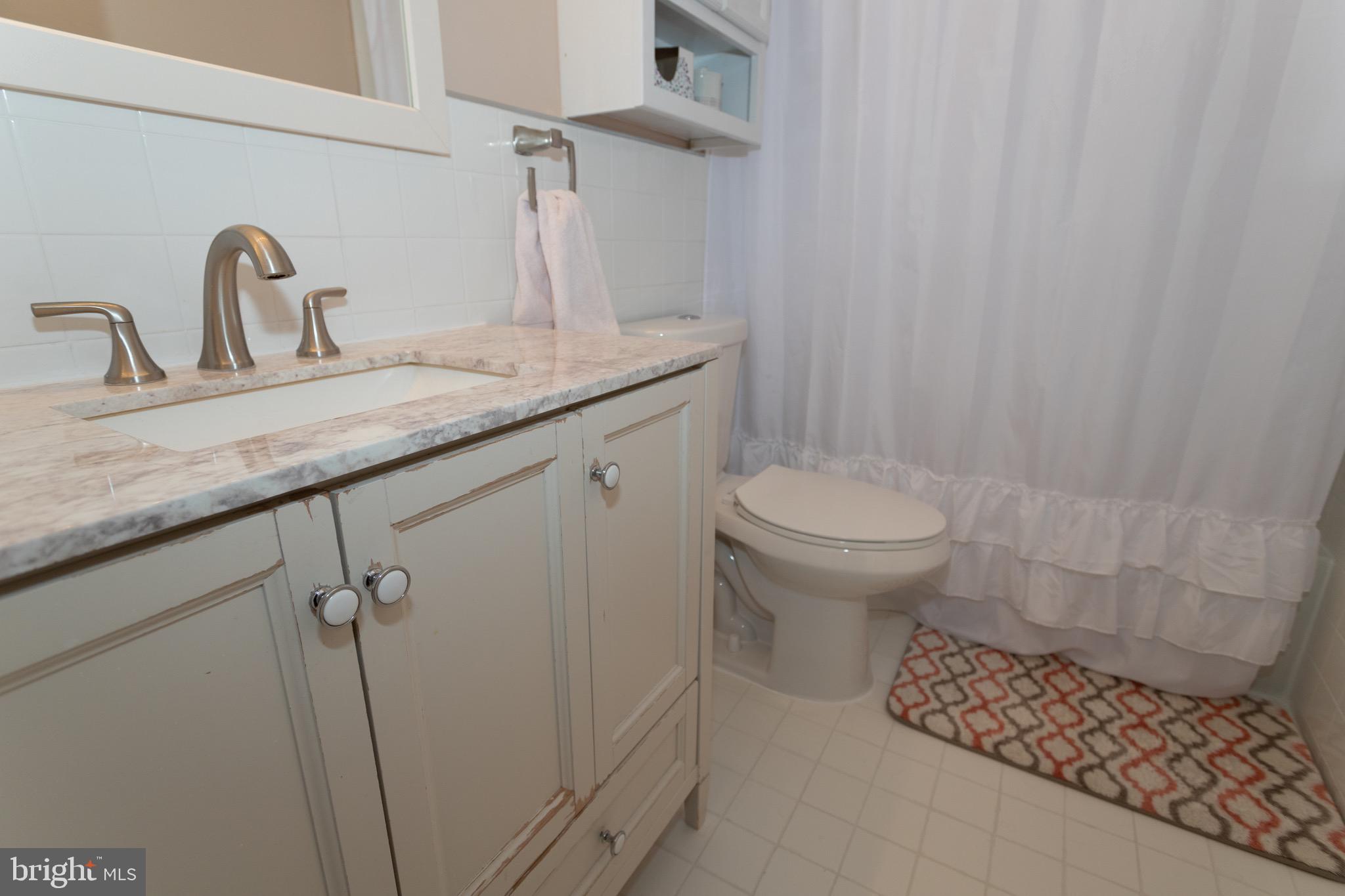 17911 Coachmans Road Germantown, MD 20874 - Photo 57 of 86 hall bath