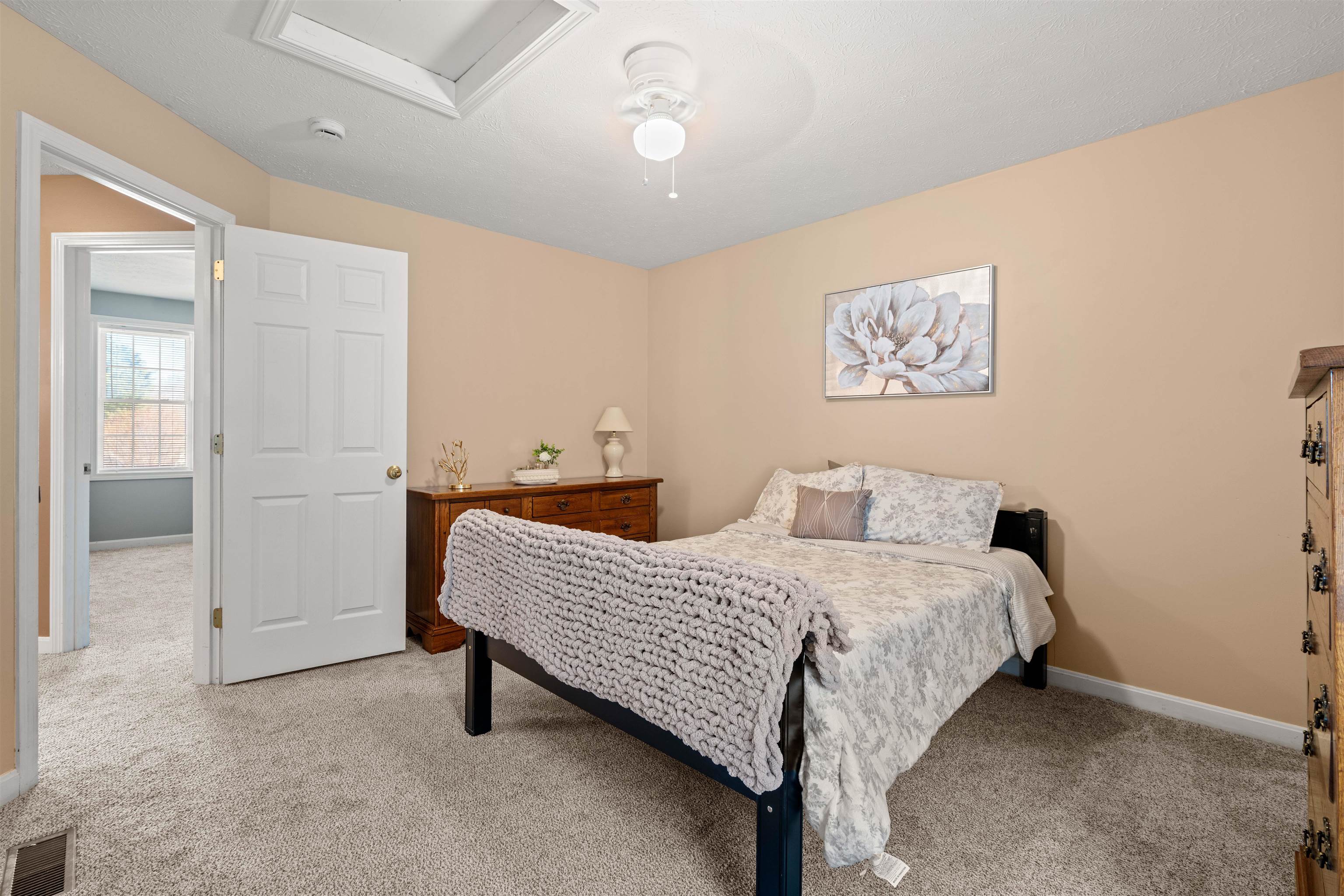 9 Haywood Road Londonderry, NH 03053 - Photo 35 of 59 Gallery Image 35