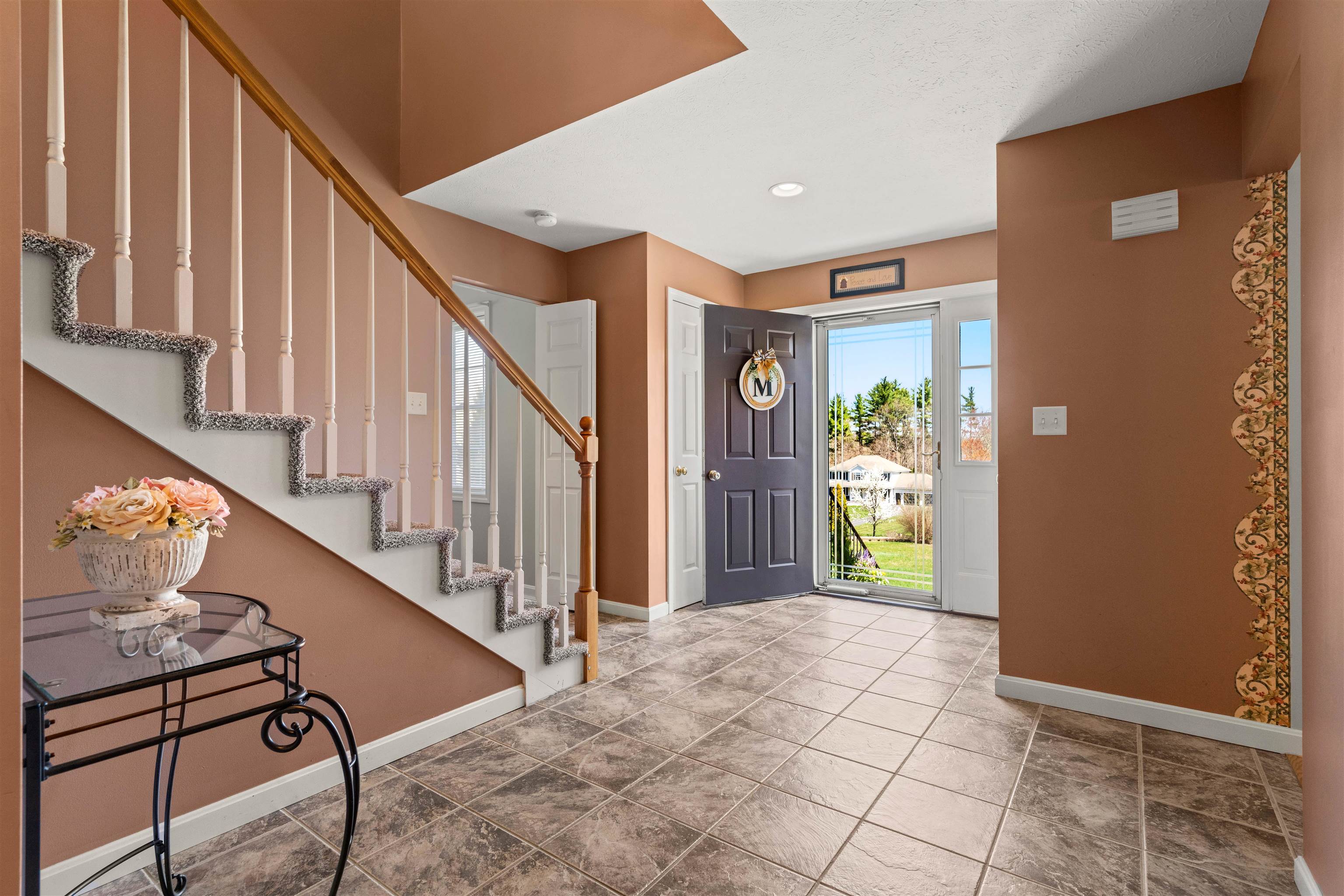 9 Haywood Road Londonderry, NH 03053 - Photo 6 of 59 Gallery Image 6