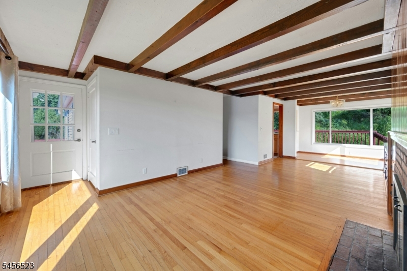 117 Springbrook Trail Sparta, NJ 07871 - Photo 5 of 48 Gallery Image 5