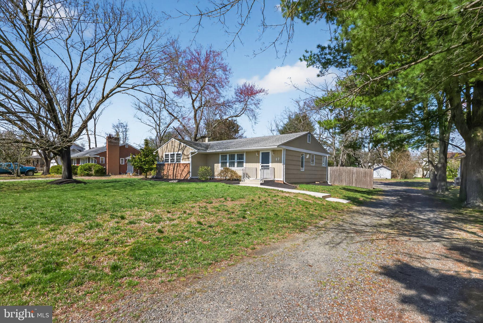 17 Wilkins Station Road Medford, NJ 08055 - Photo 2 of 30 Gallery Image 2