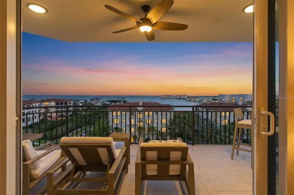 $1,195,000 | 5823 Bowen Daniel Drive, Unit 702, Tampa, FL 33611