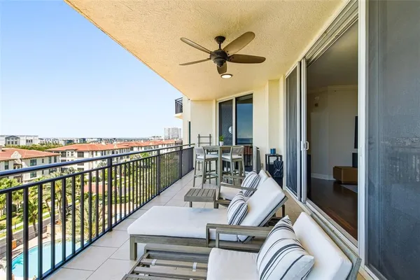 $1,195,000 | 5823 Bowen Daniel Drive, Unit 702, Tampa, FL 33611