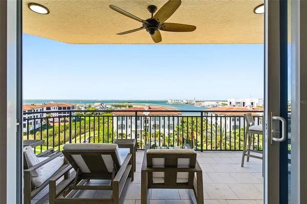 $1,195,000 | 5823 Bowen Daniel Drive, Unit 702, Tampa, FL 33611