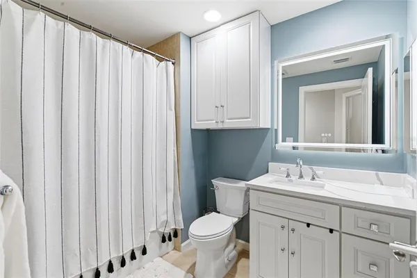 $1,195,000 | 5823 Bowen Daniel Drive, Unit 702, Tampa, FL 33611