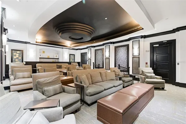 $1,195,000 | 5823 Bowen Daniel Drive, Unit 702, Tampa, FL 33611