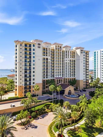 $1,195,000 | 5823 Bowen Daniel Drive, Unit 702, Tampa, FL 33611