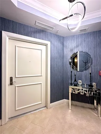 $1,195,000 | 5823 Bowen Daniel Drive, Unit 702, Tampa, FL 33611