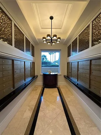 $1,195,000 | 5823 Bowen Daniel Drive, Unit 702, Tampa, FL 33611