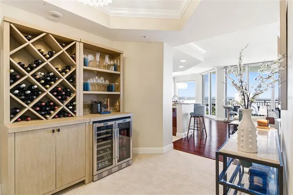 $1,195,000 | 5823 Bowen Daniel Drive, Unit 702, Tampa, FL 33611