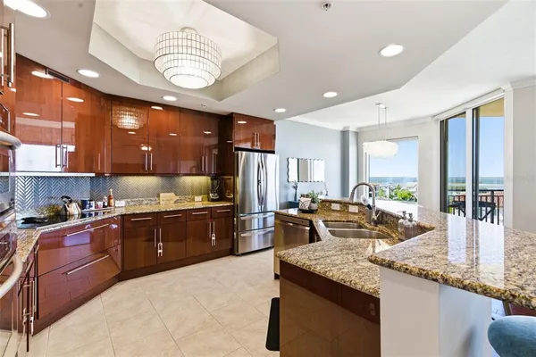 $1,195,000 | 5823 Bowen Daniel Drive, Unit 702, Tampa, FL 33611