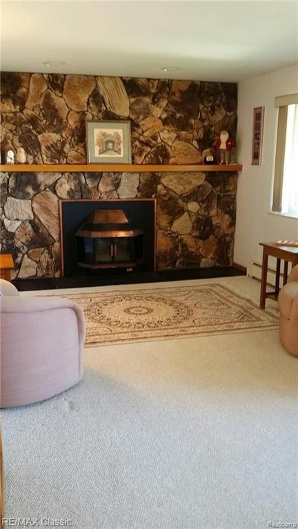 2585 Desmond Road Waterford, MI 48329 - Photo 5 of 41
