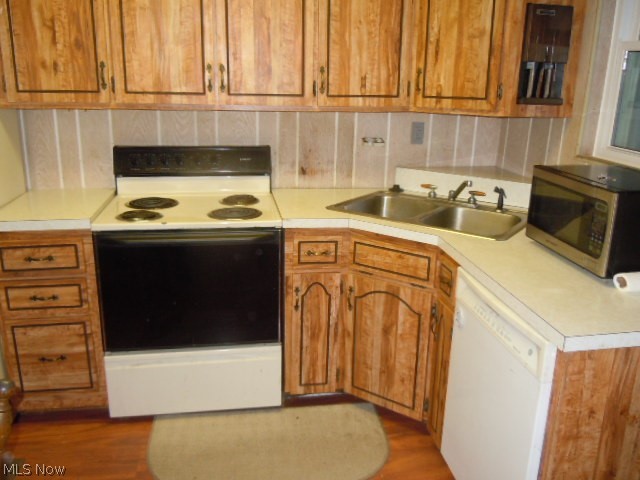 15473 Howe Road Strongsville, OH 44136 - Photo 3 of 19