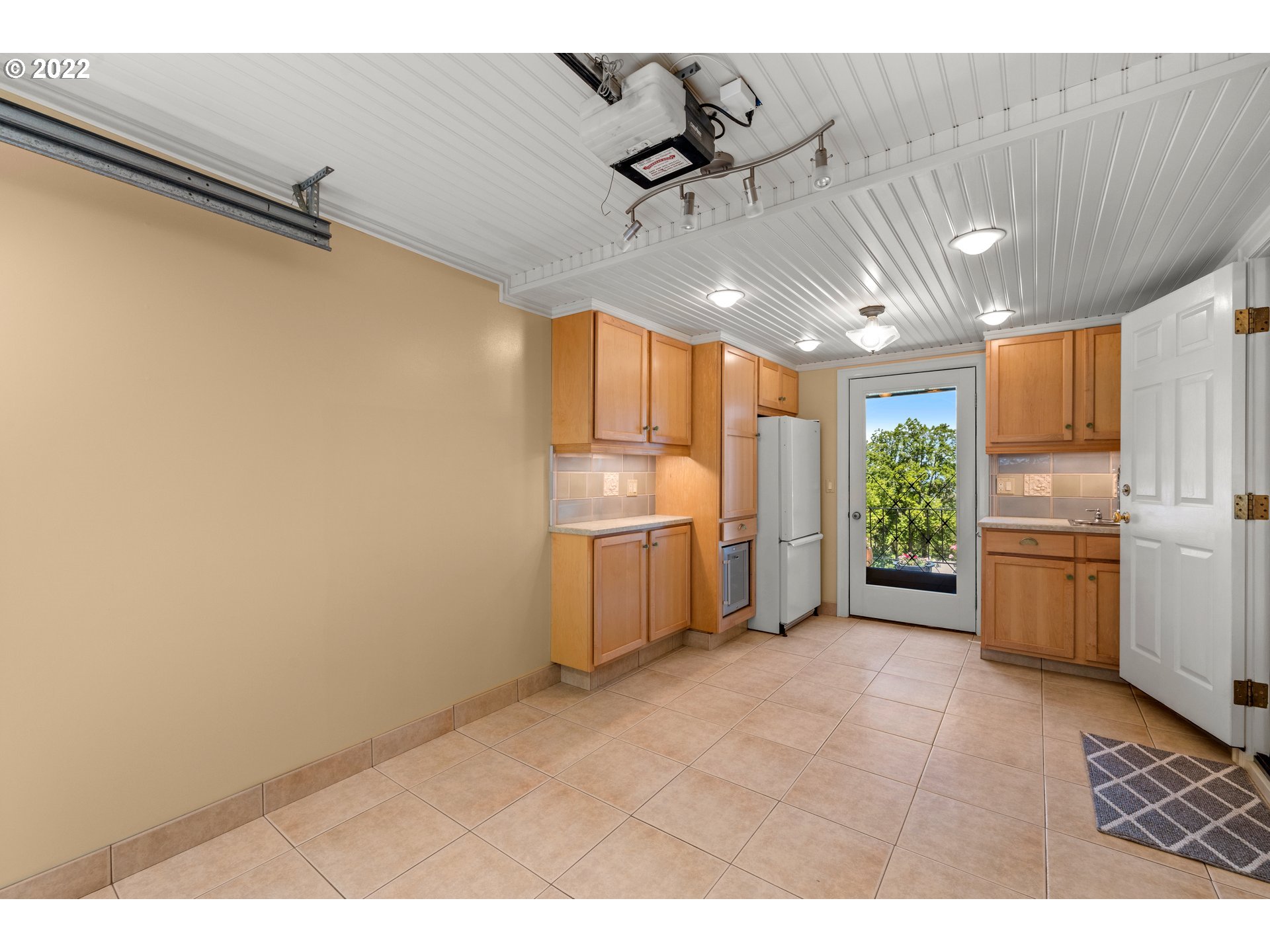 1911 Southwest Elizabeth Street Portland, OR 97201 - Photo 10 of 25 Gallery Image 10