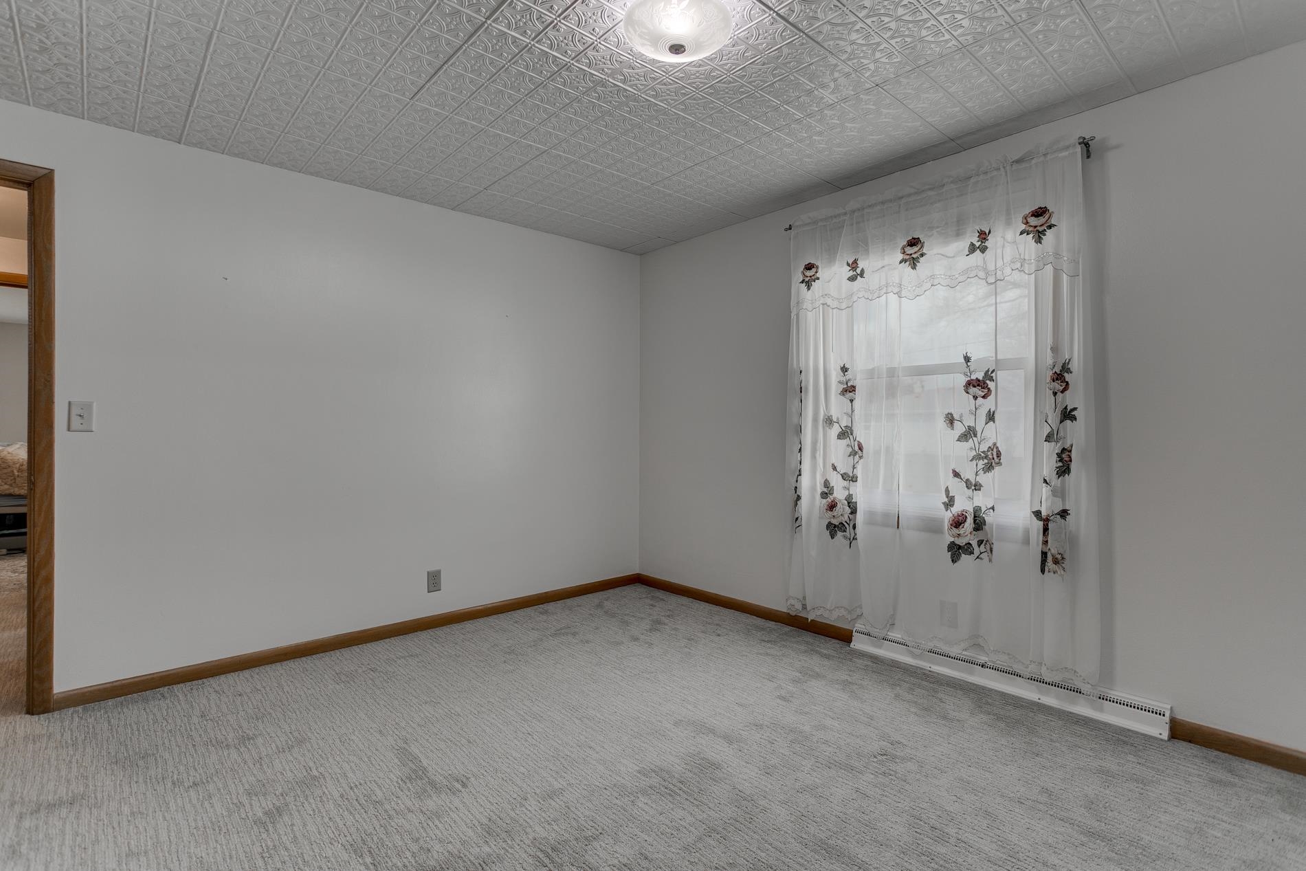 218 South Patrick Street Kimberly, WI 54136 - Photo 19 of 36