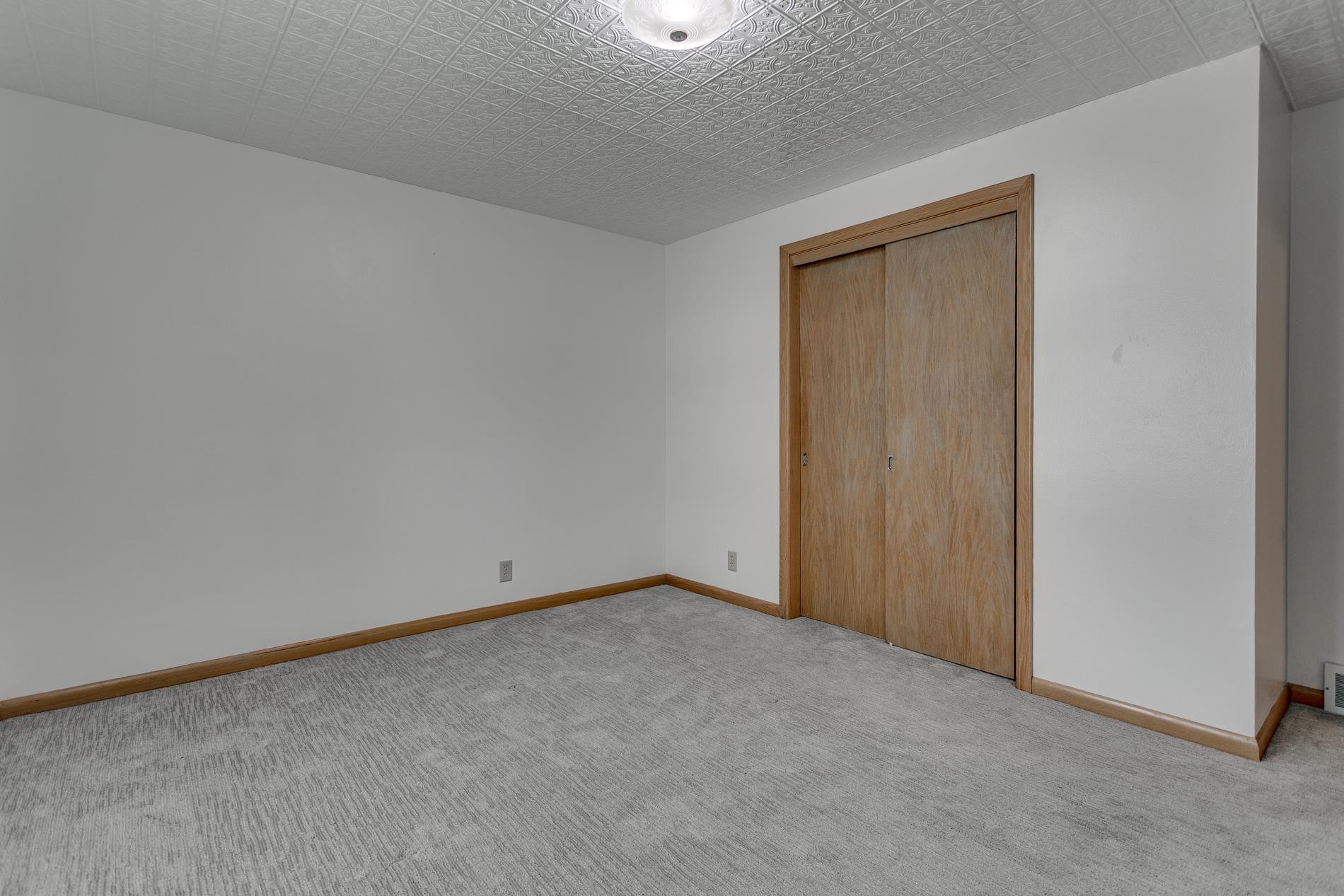 218 South Patrick Street Kimberly, WI 54136 - Photo 20 of 36