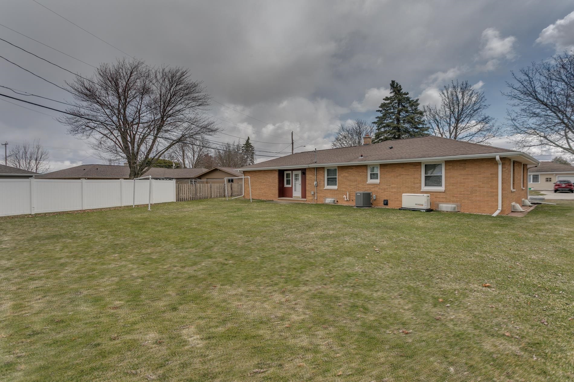 218 South Patrick Street Kimberly, WI 54136 - Photo 32 of 36