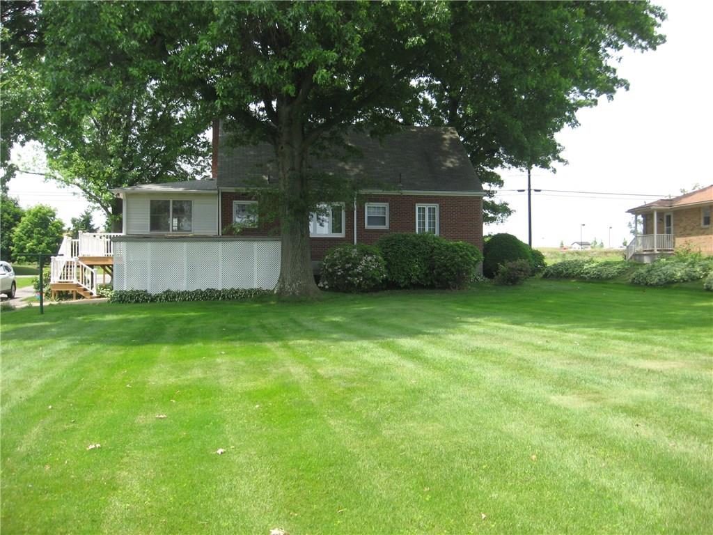 NICE SIZED Level BACK YARD
