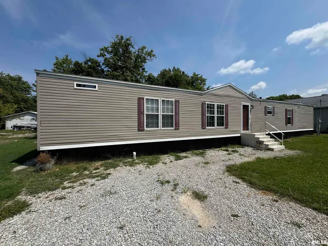 $69,900 | 405 Middleton Street, Iuka, IL 62849