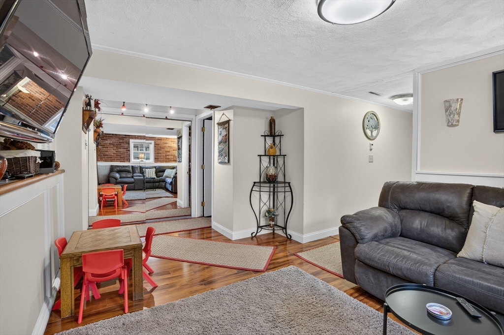 17 Coach Road Billerica, MA 01862 - Photo 34 of 41 Gallery Image 34