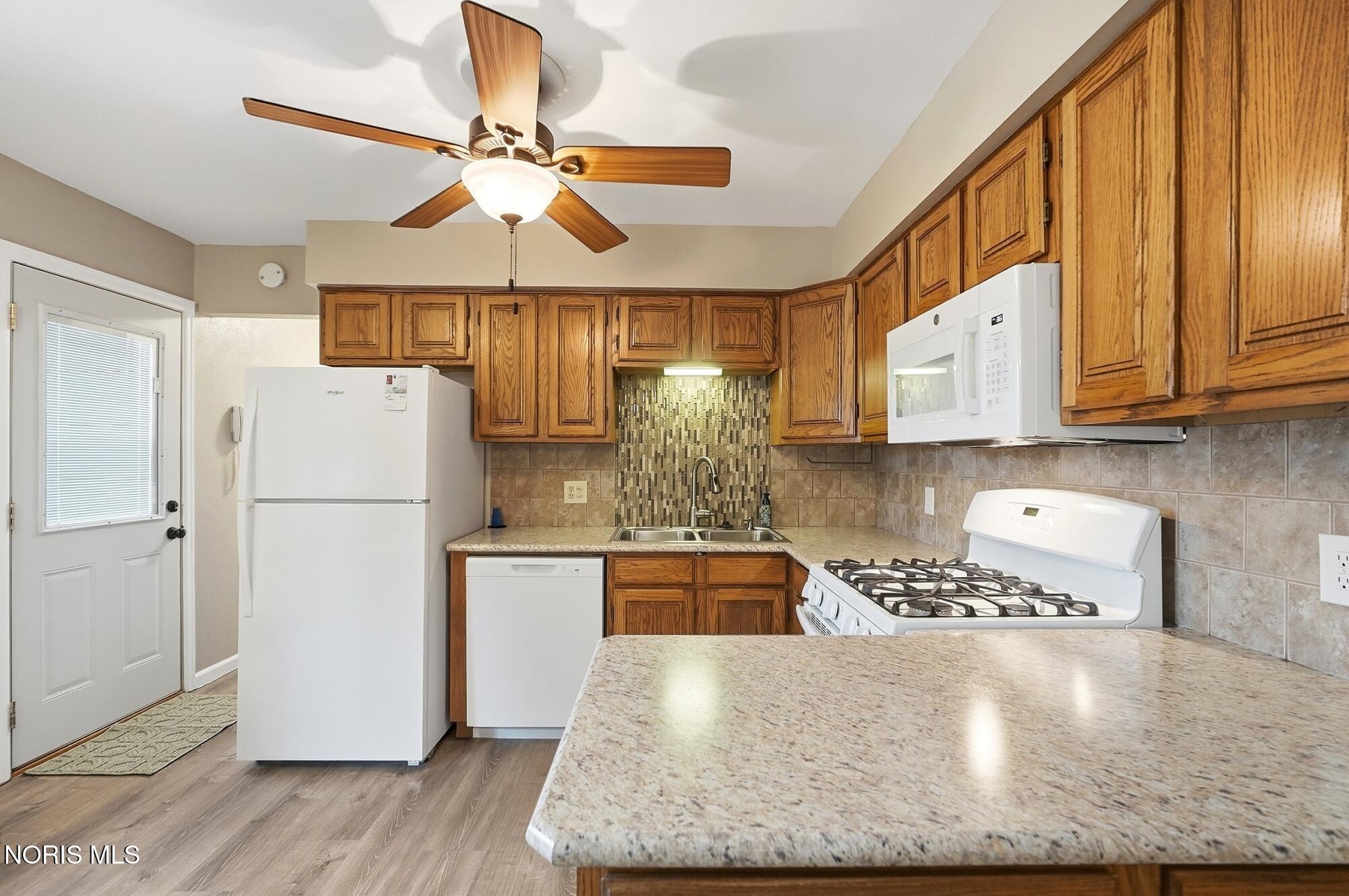 1744 Cass Road Maumee, OH 43537 - Photo 13 of 47 Gallery Image 13