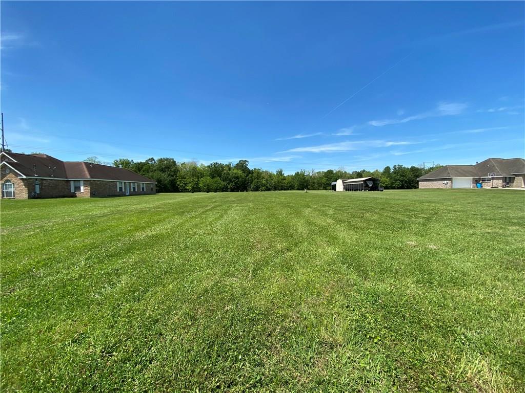 680 Magnolia Ridge Road Boutte, LA 70039 - Photo 3 of 4