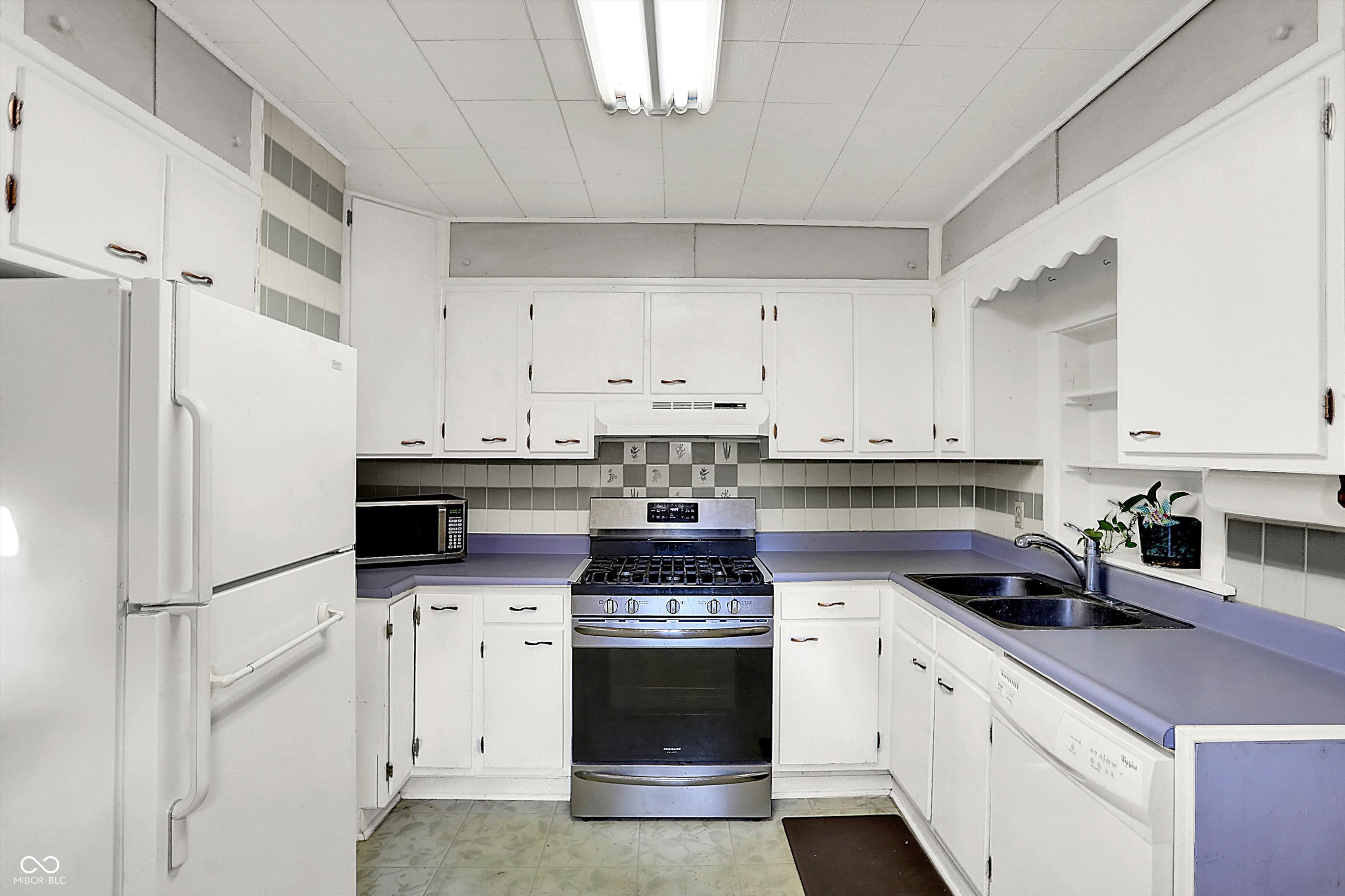 651 Hamilton Avenue Franklin, IN 46131 - Photo 9 of 34