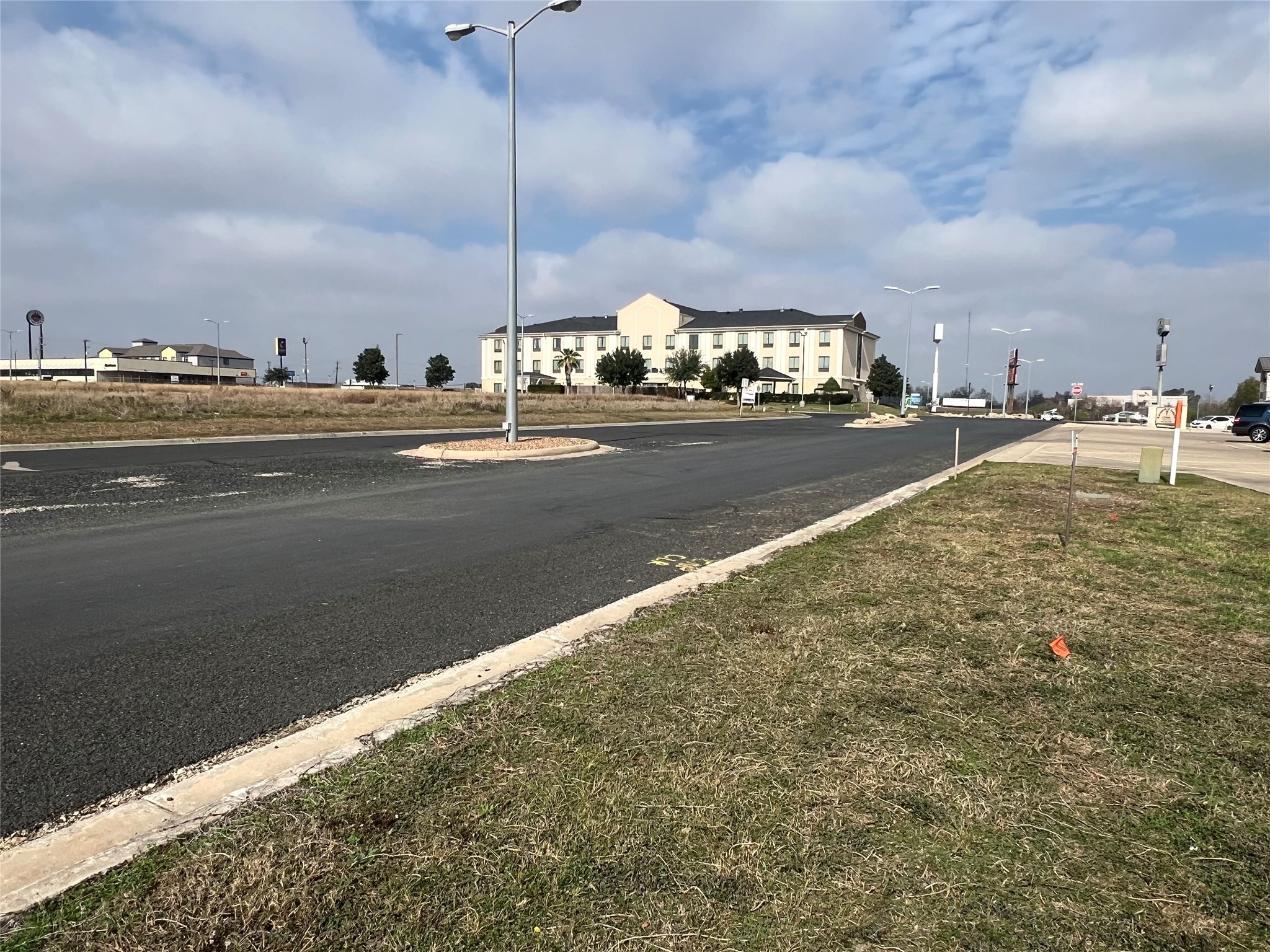 44 East Avenue Schulenburg, TX 78956 - Photo 7 of 11