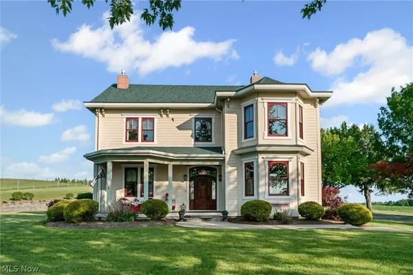 $890,000 | 9627 Highway 152, Richmond, OH 43944