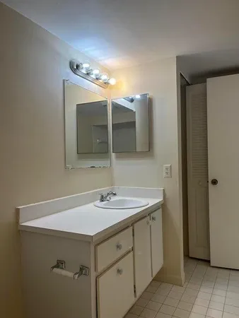 $2,200 | 4803 Waterview Circle, Palm Springs, FL 33461