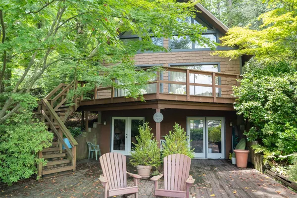 $999,900 | 1516 West Lakeshore Drive, Landrum, SC 29356