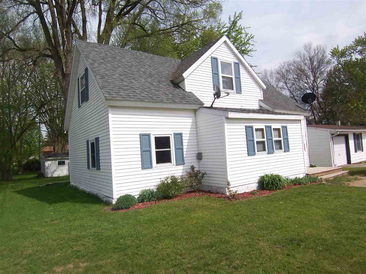 329 Rockingham Avenue Alma, MI 48801 - Photo 18 of 18 1832014-17.JPG