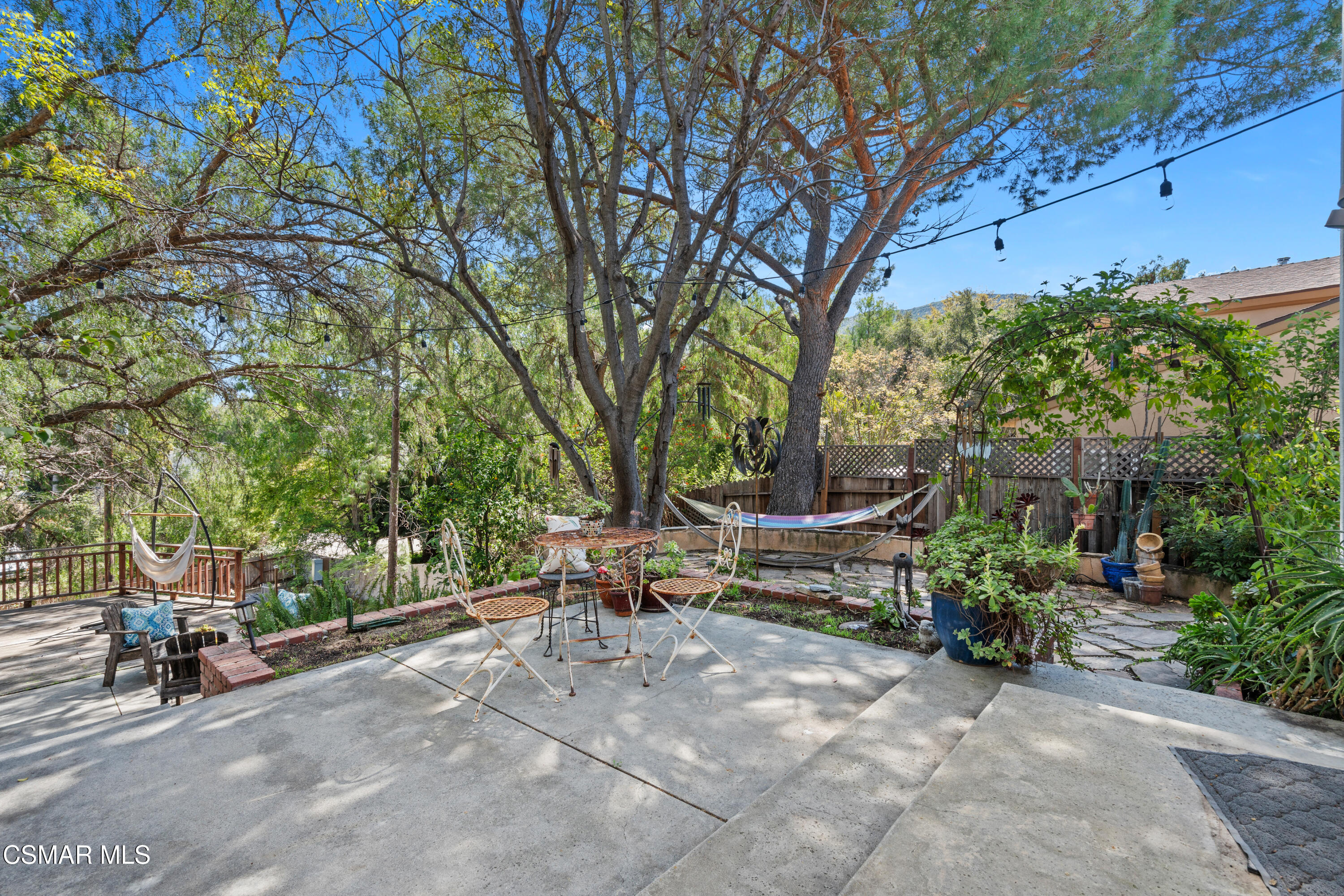 148 Timber Road Newbury Park, CA 91320 - Photo 20 of 24 30_11714315_177954_177954-EI-130