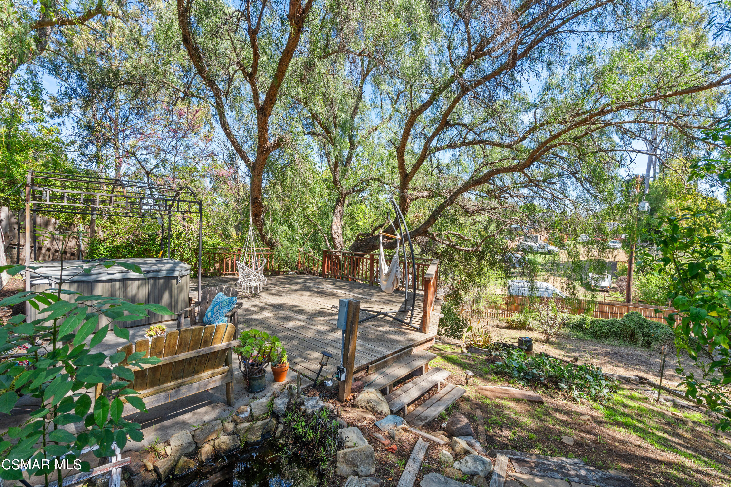 148 Timber Road Newbury Park, CA 91320 - Photo 22 of 24 33_11714316_177954_177954-EI-133