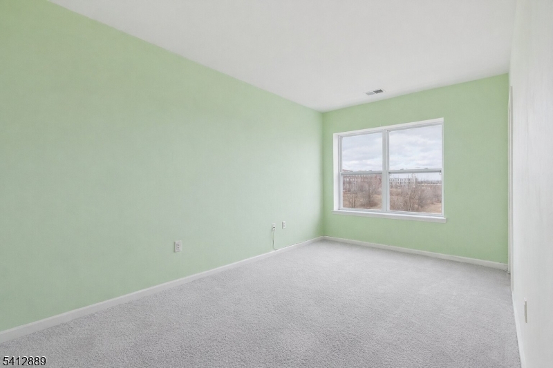368 Rector Street, Unit 408 Perth Amboy, NJ 08861 - Photo 11 of 37