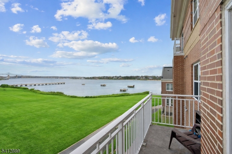 368 Rector Street, Unit 408 Perth Amboy, NJ 08861 - Photo 13 of 37