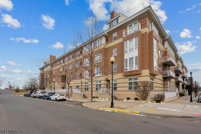 368 Rector Street, Unit 408 Perth Amboy, NJ 08861 - Photo 36 of 37