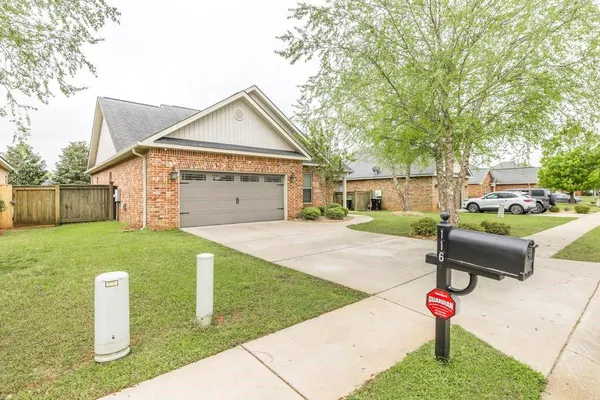 $284,600 | 116 Alexis Way, Byron, GA 31008