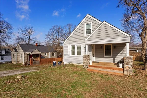 $160,000 | 5330 Northeast Barnes Avenue, Kansas City, MO 64119