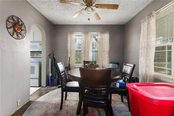 $160,000 | 5330 Northeast Barnes Avenue, Kansas City, MO 64119