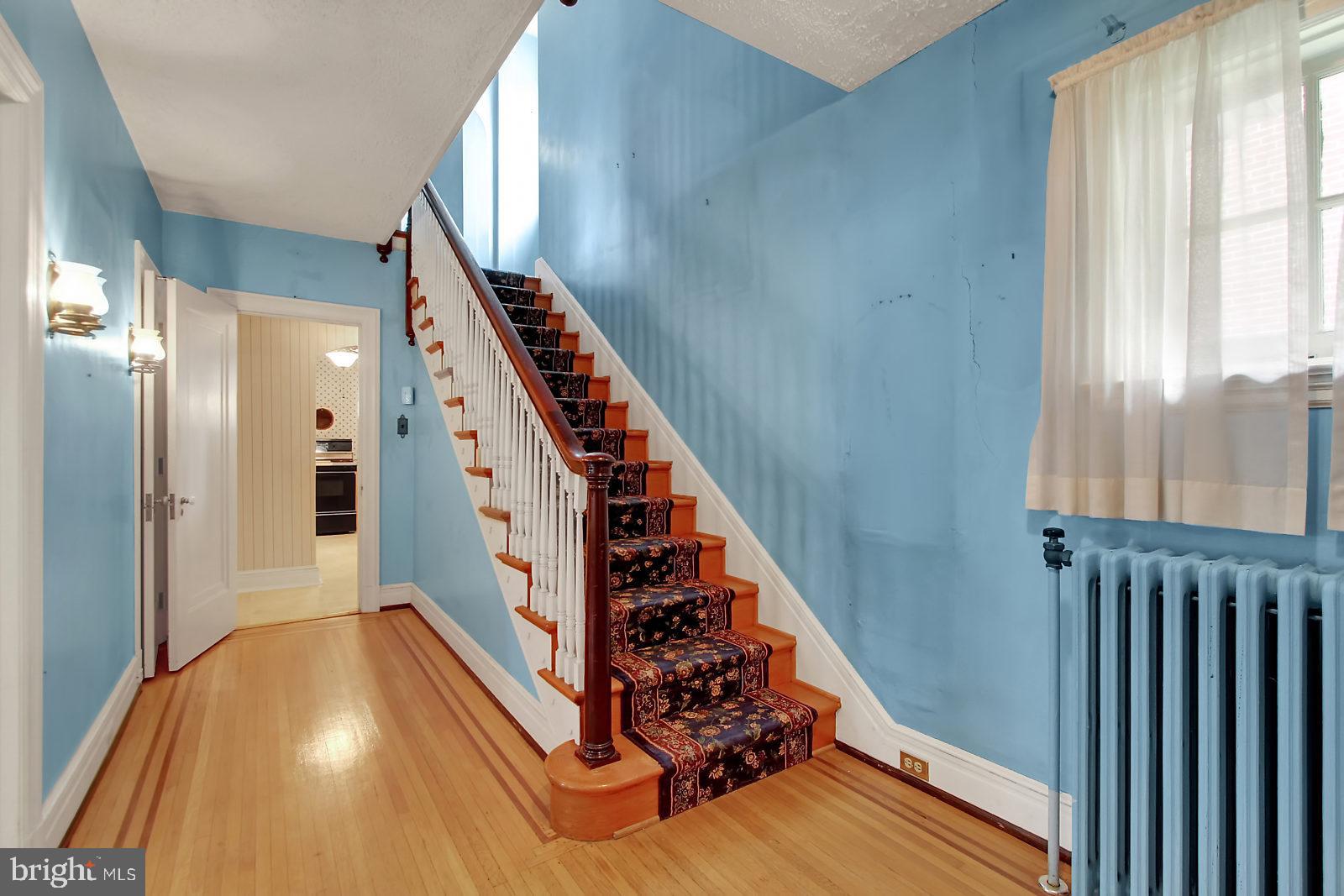 157 Springdale Road York, PA 17403 - Photo 2 of 26 Gallery Image 2